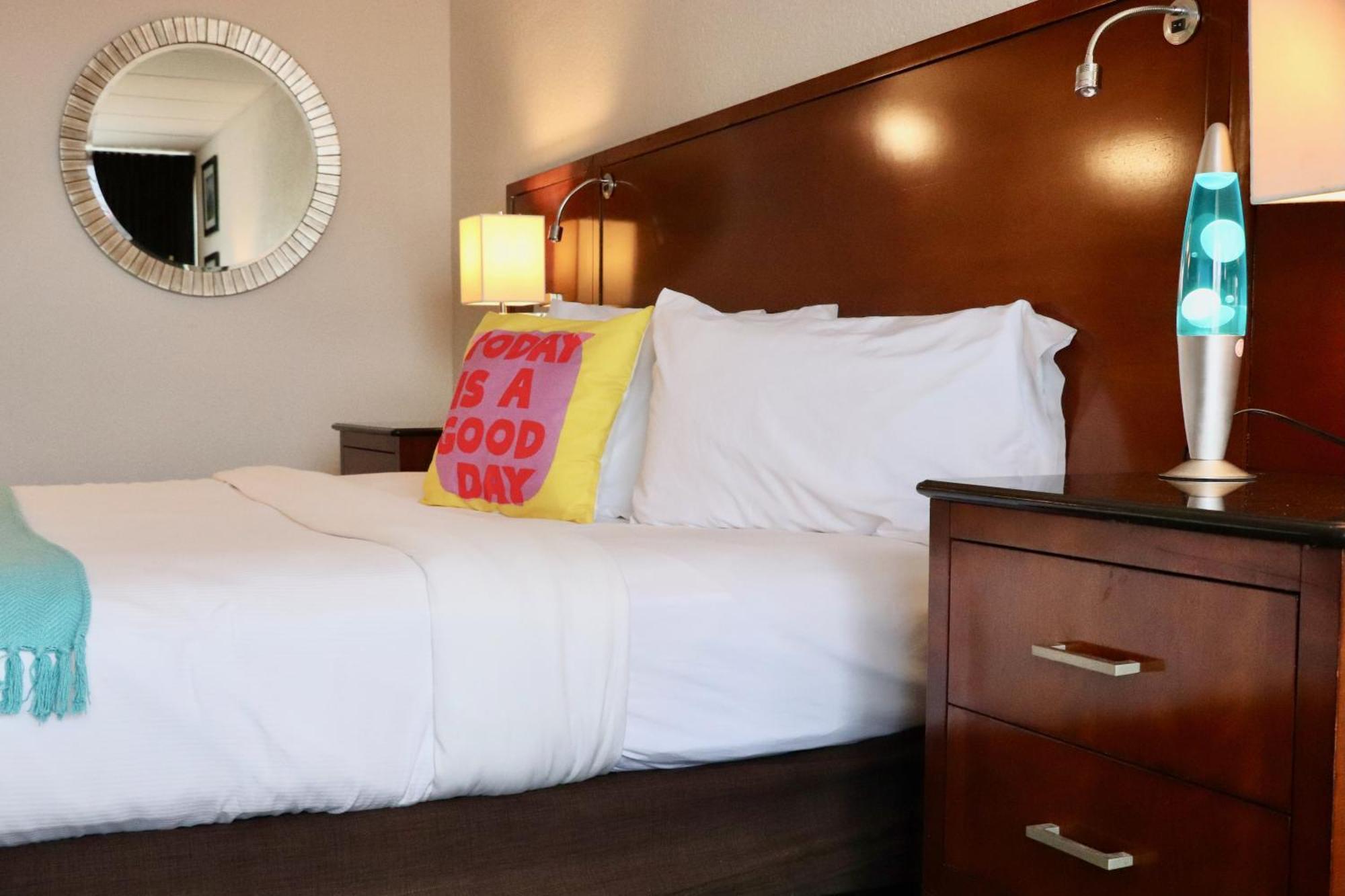 The Retro Hotel Бренсън Екстериор снимка